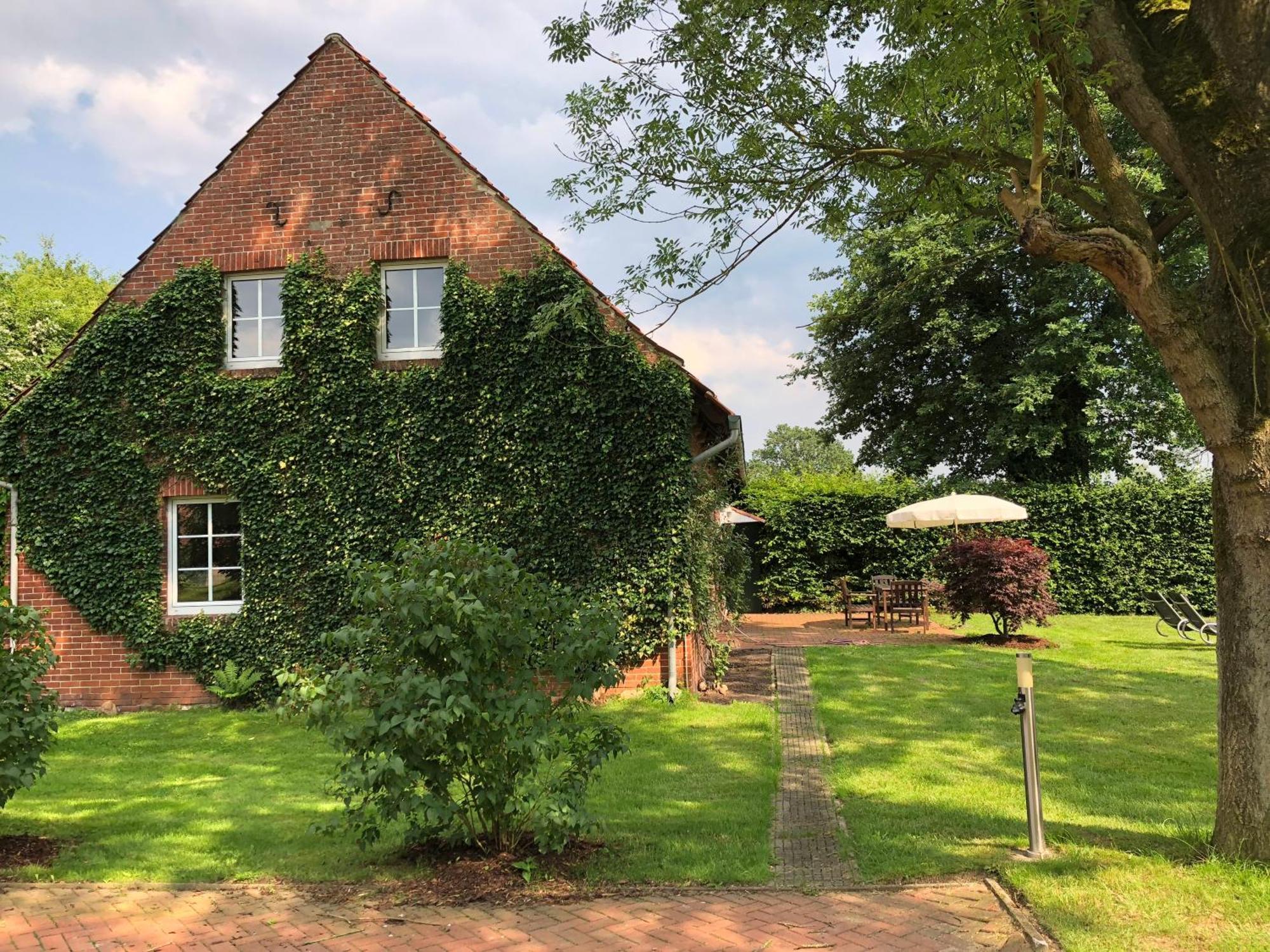 Ferienhaeuser Weitblick Gilten Exteriér fotografie